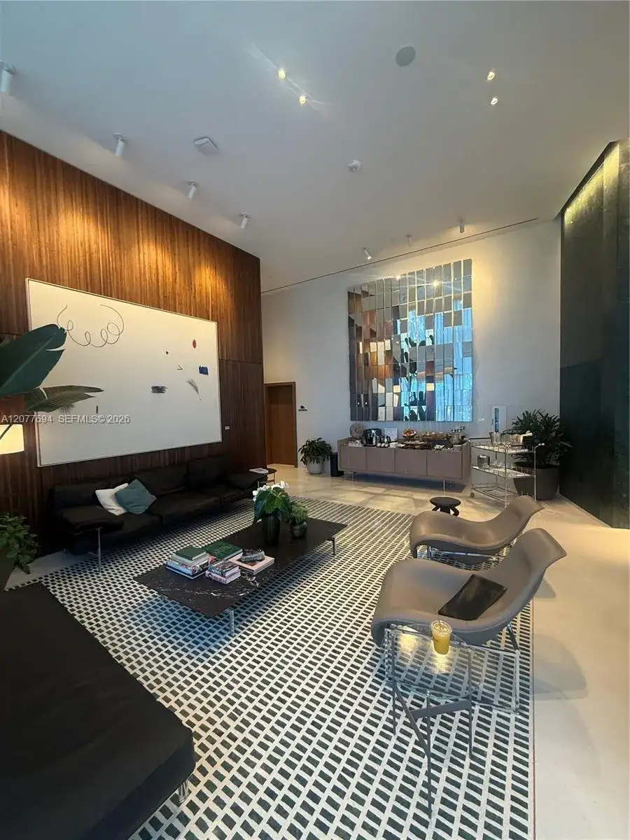 1400 Biscayne Blvd # 209, Miami FL 33132 photo 3