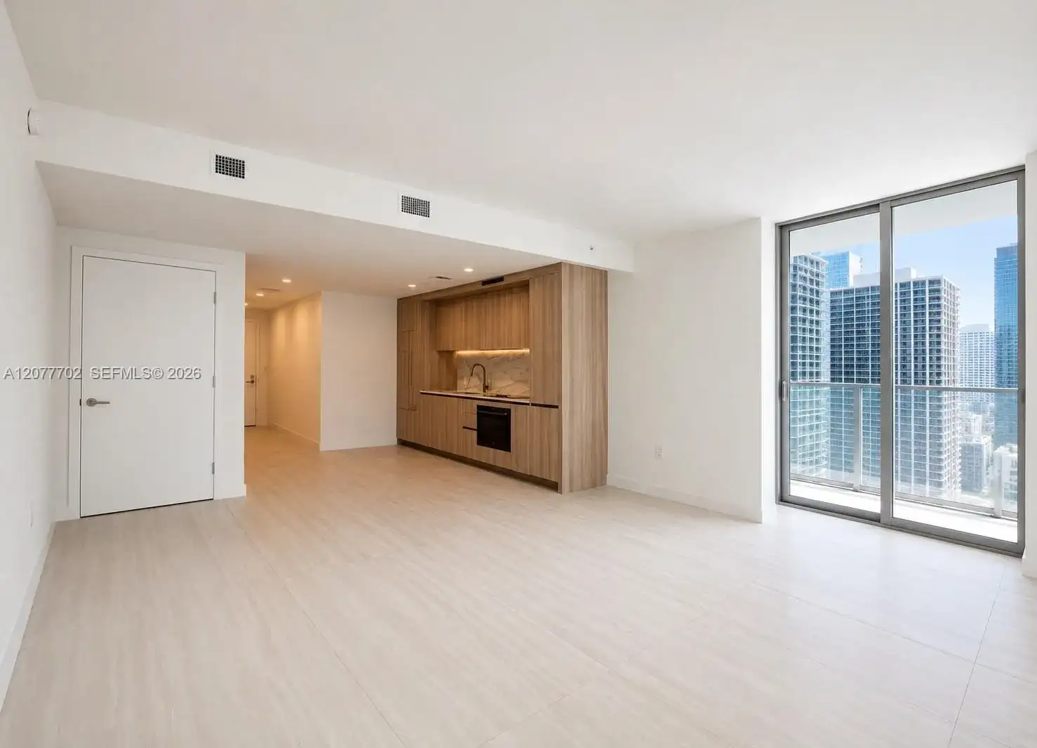 77 SE 5th St # 1903, Miami FL 33131 photo 2