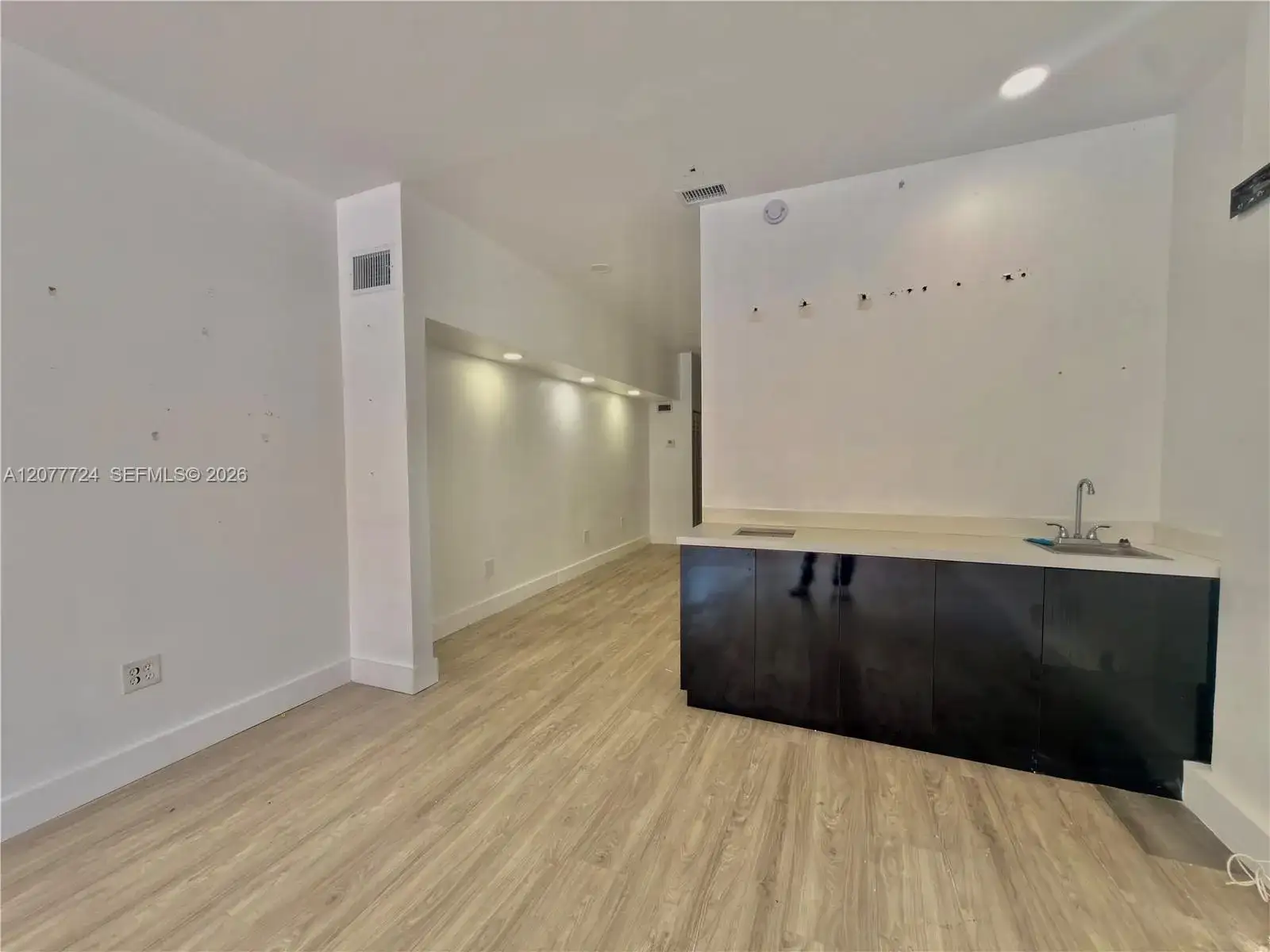 5323 SW 8th ST, Coral Gables FL 33134 photo 3