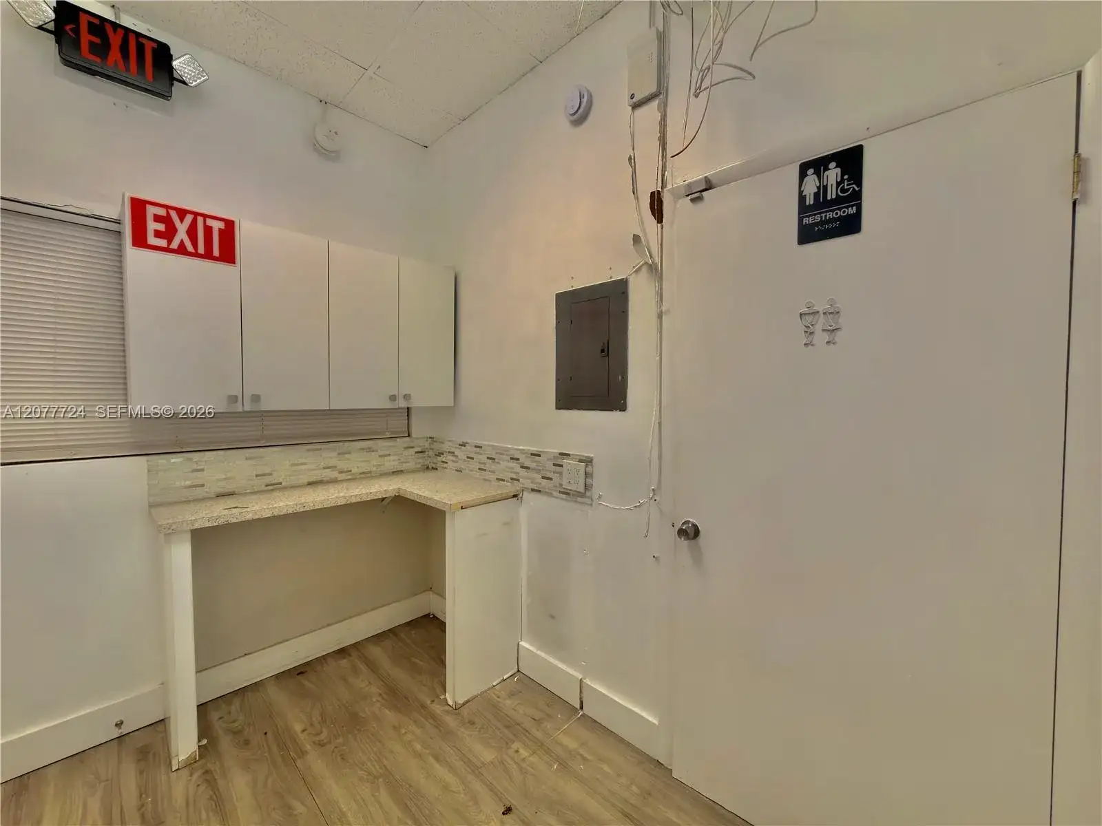 5323 SW 8th ST, Coral Gables FL 33134 photo 4