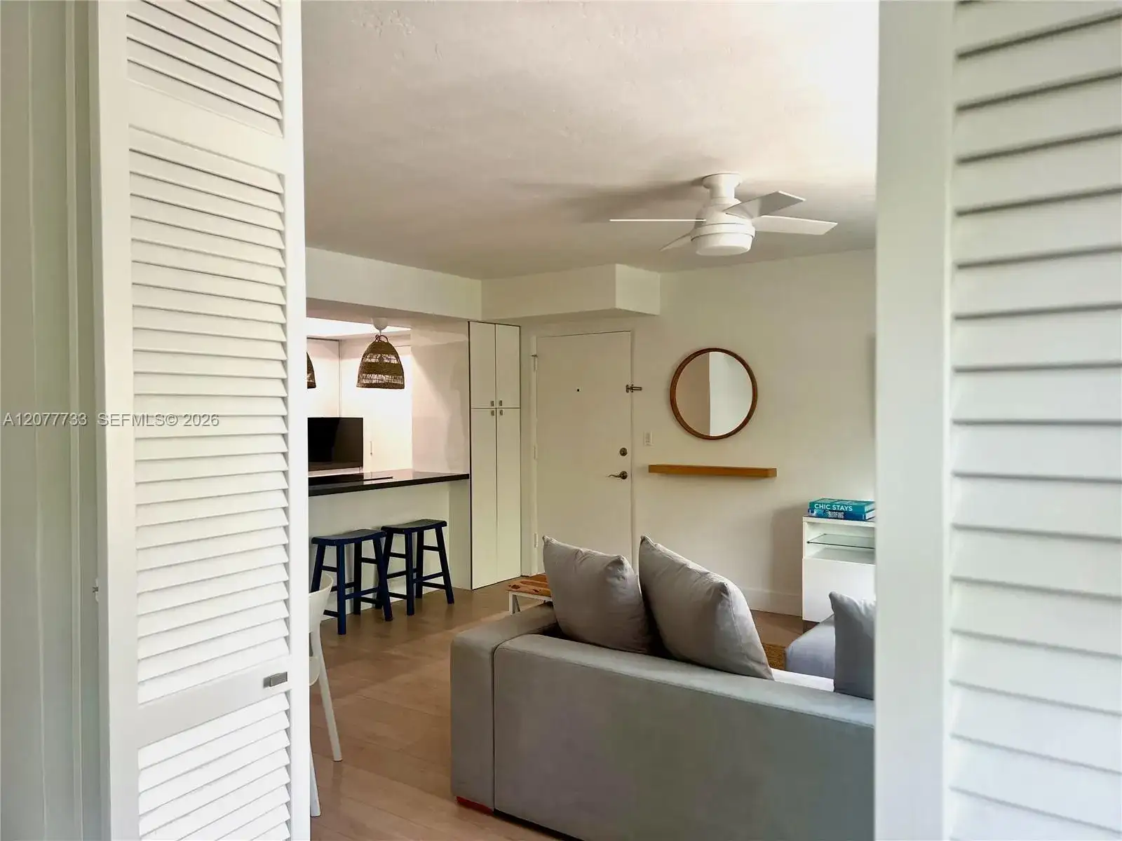 195 Sunrise Dr # 8, Key Biscayne FL 33149 photo 2