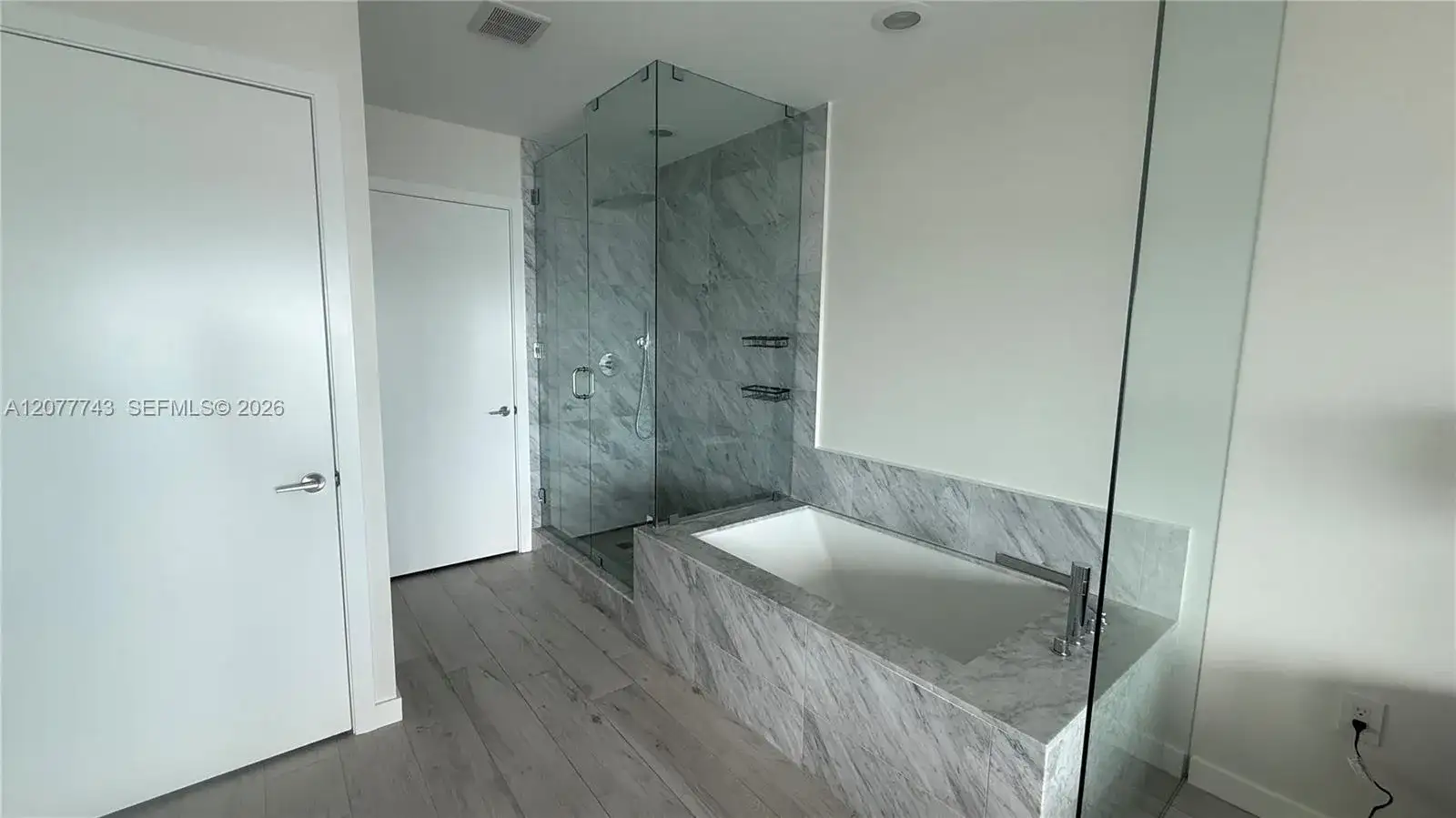 480 NE 31st St # 3205, Miami FL 33137 photo 3