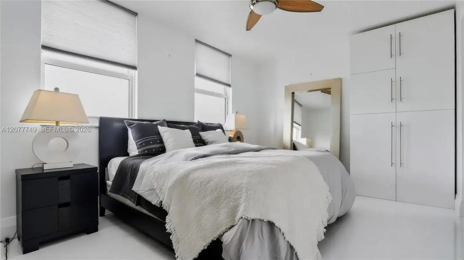 1200 Brickell Bay Dr # 4324, Miami FL 33131 photo 4
