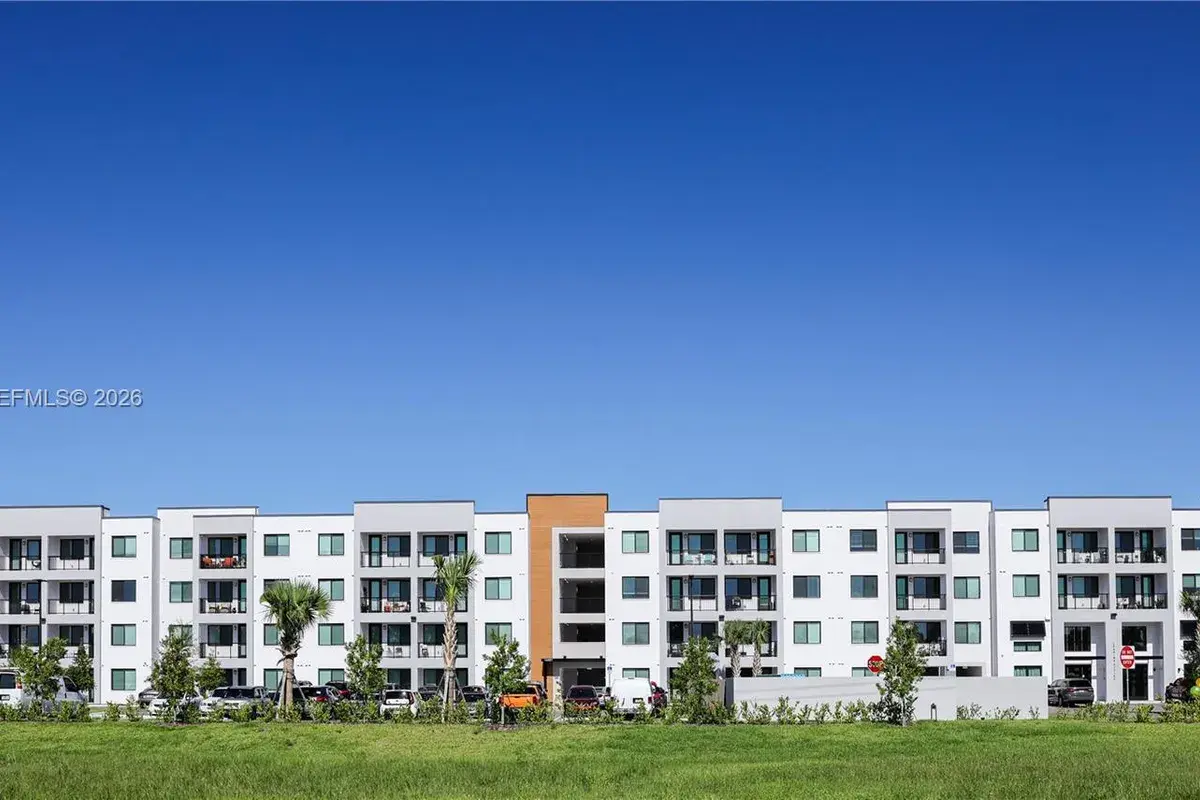 16341 N Cleveland Ave # 2416, North Fort Myers FL 33903