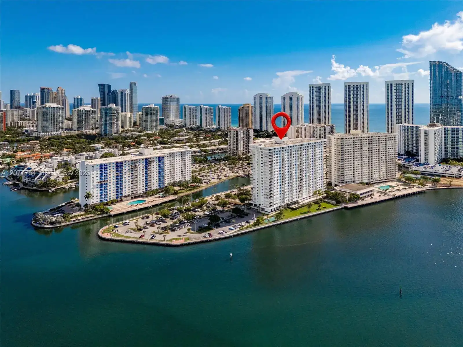 500 Bayview Dr # 825, Sunny Isles Beach FL 33160 photo 2