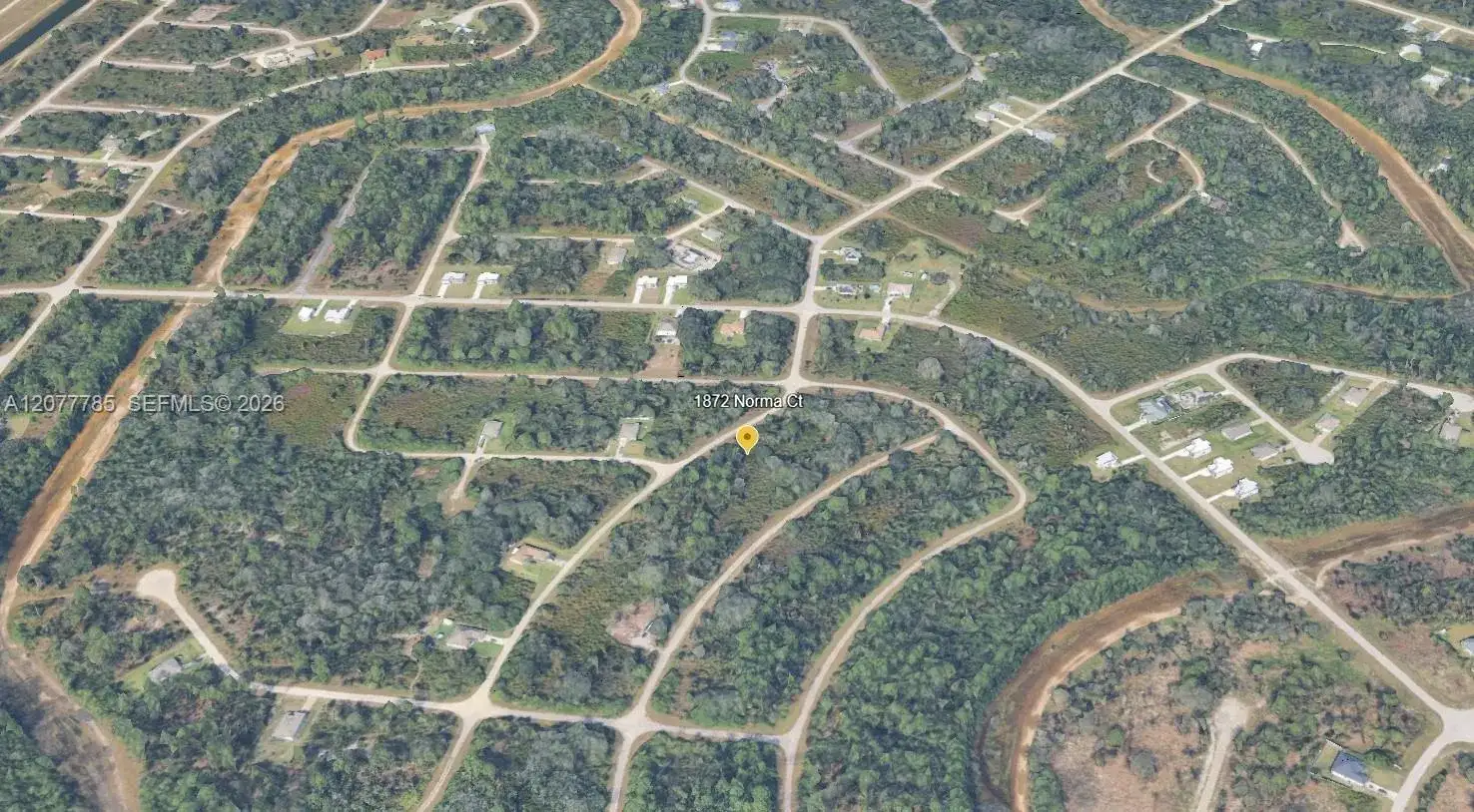 1872 Norma Ct, Lehigh Acres FL 33972 photo 2