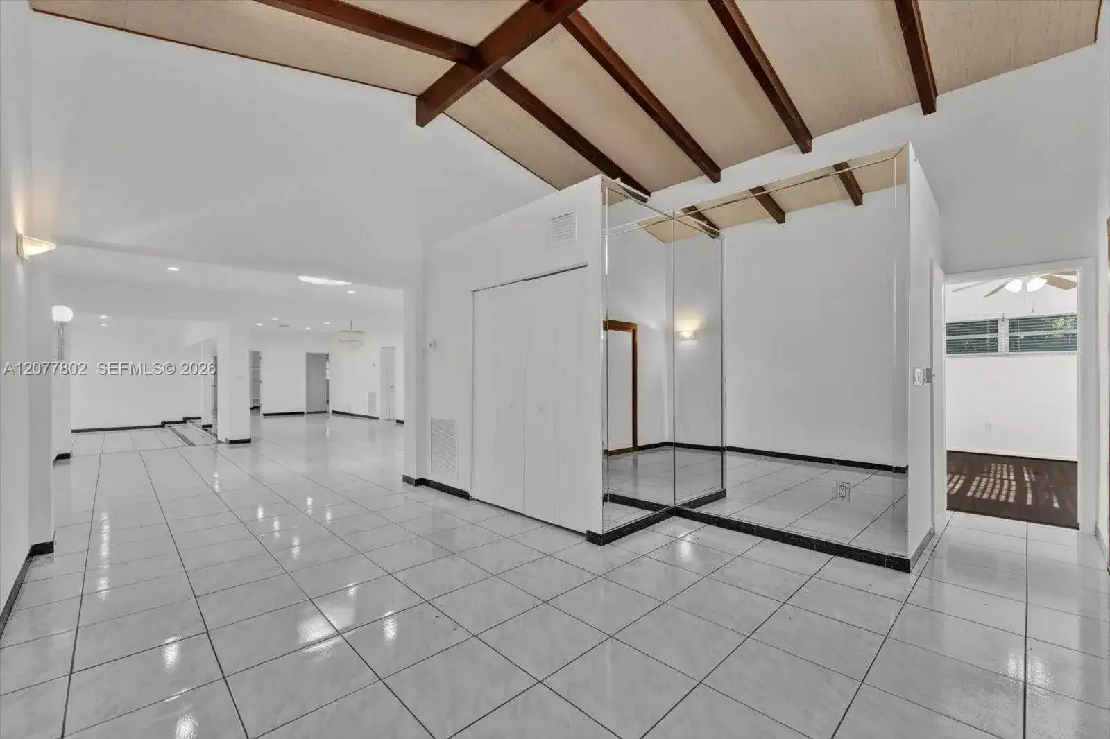 4560 Prairie Ave, Miami Beach FL 33140 photo 3