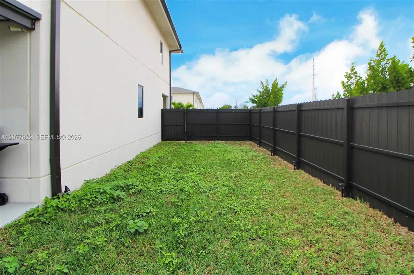 320 NW 13th Ct, Florida City FL 33034 photo 5