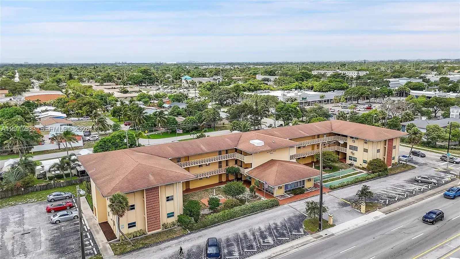 1050 E Sample Rd # 309, Pompano Beach FL 33064