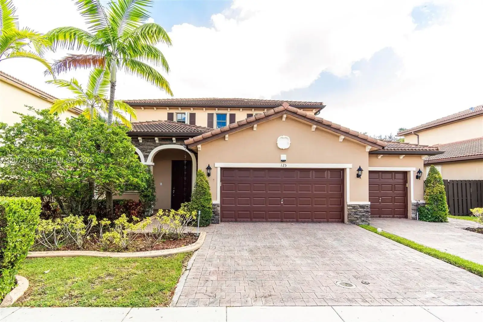 125 SE 36th Pl, Homestead FL 33033 photo 2