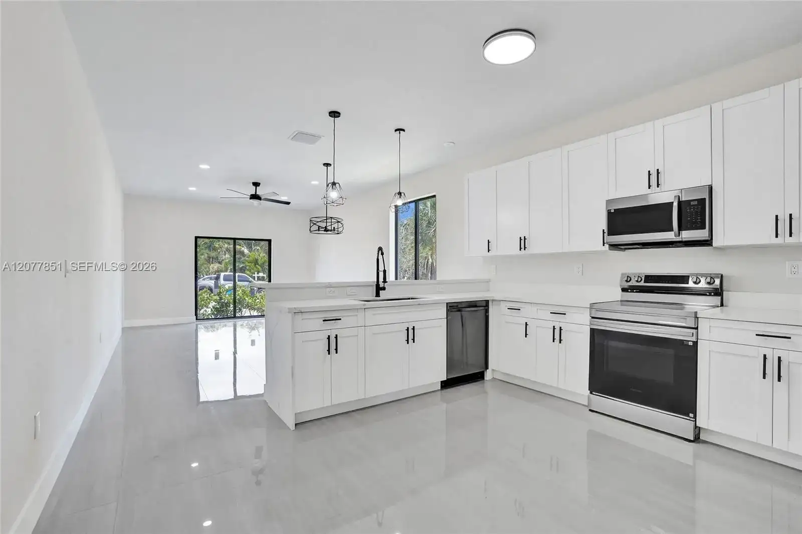 599 SW 12th Ave, Dania Beach FL 33004 photo 4