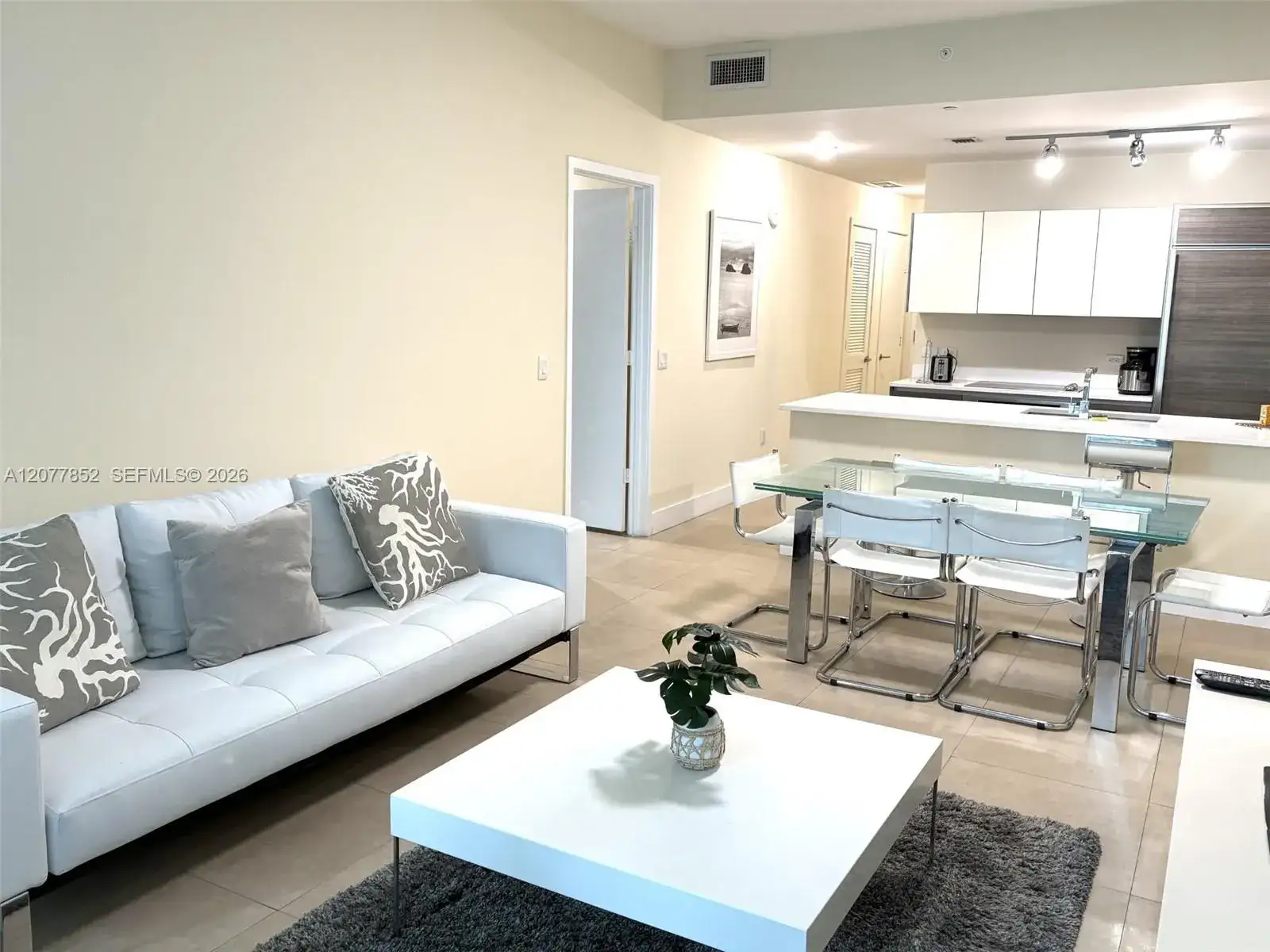 1100 S Miami Ave # 811, Miami FL 33130 photo 4