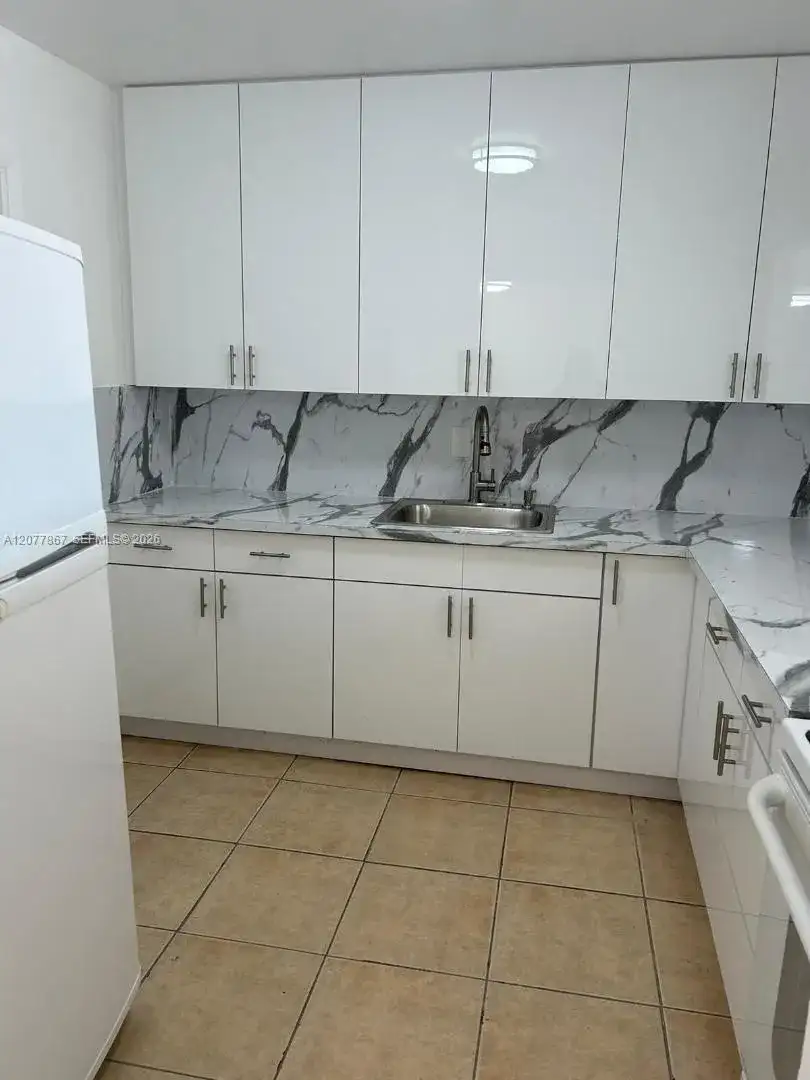 15201 NE 6th Ave # C302, Miami FL 33162 photo 5