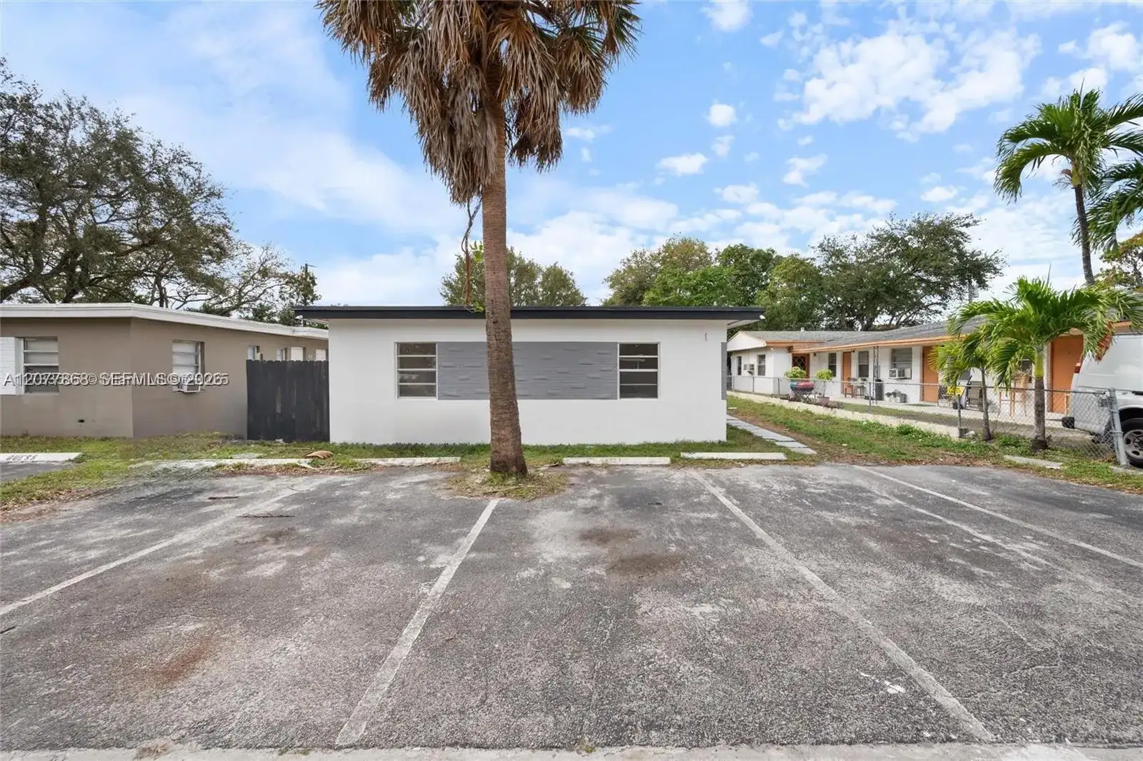 417 NW 15th Ave, Fort Lauderdale FL 33311 photo 3