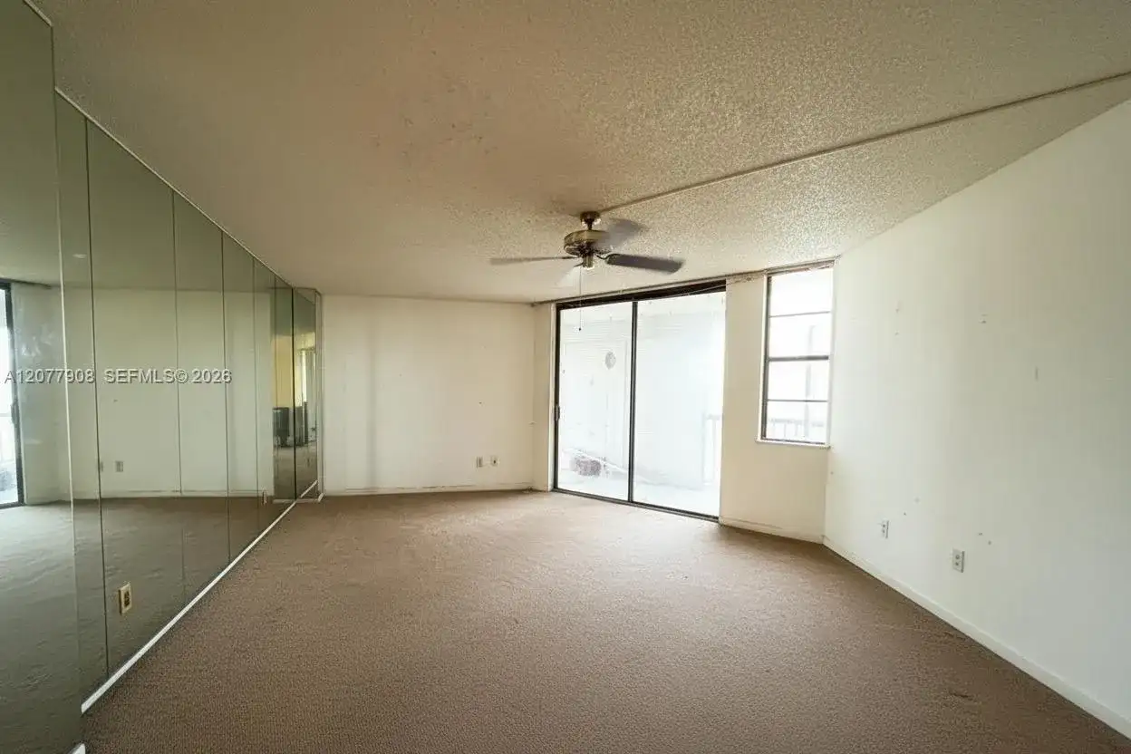 20500 W Country Club Dr # 818, Aventura FL 33180 photo 5