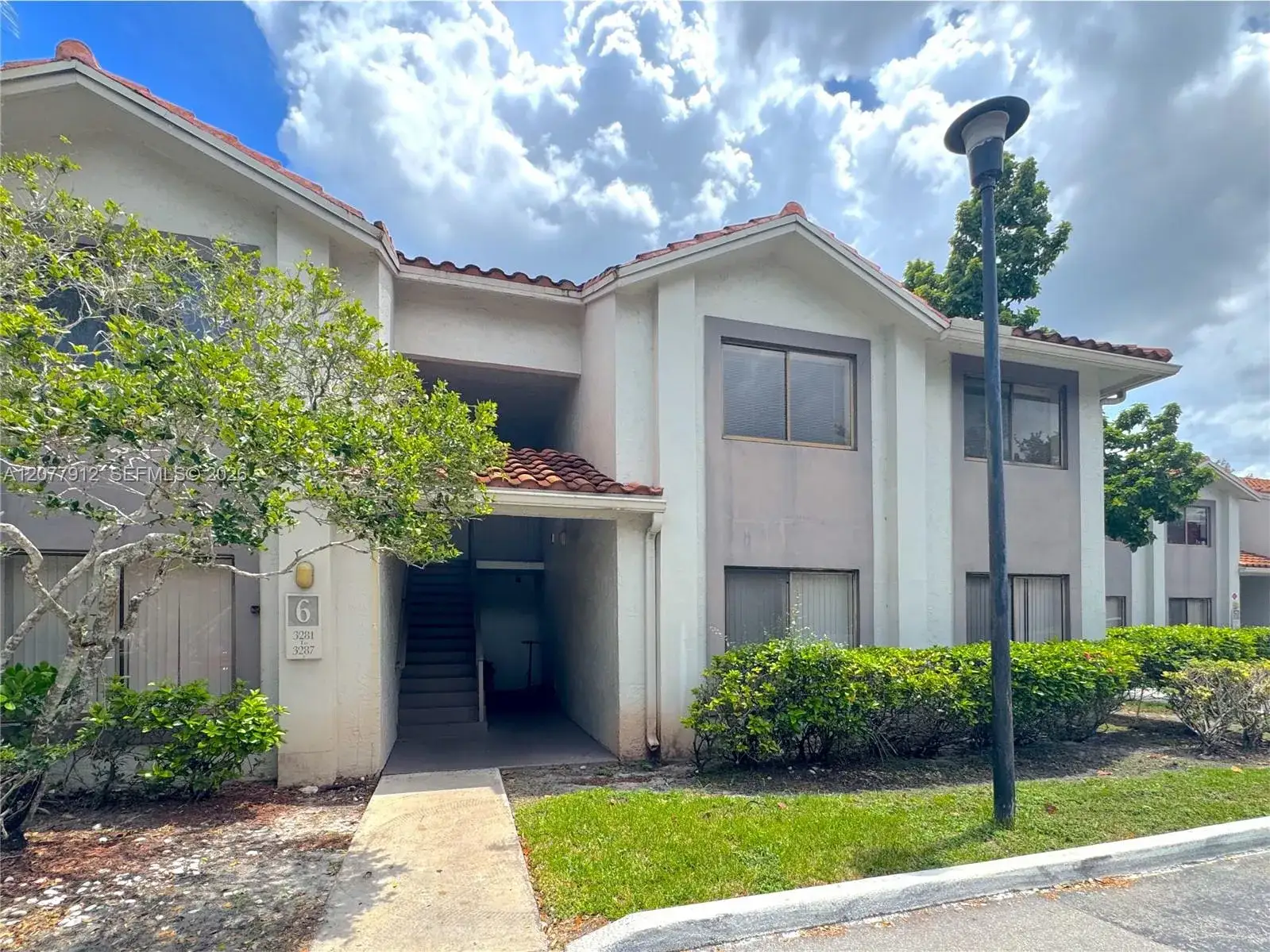 3287 Coral Lake Dr # 3287, Coral Springs FL 33065