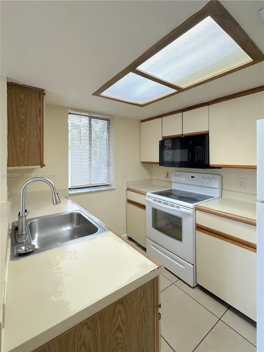 3287 Coral Lake Dr # 3287, Coral Springs FL 33065 photo 3