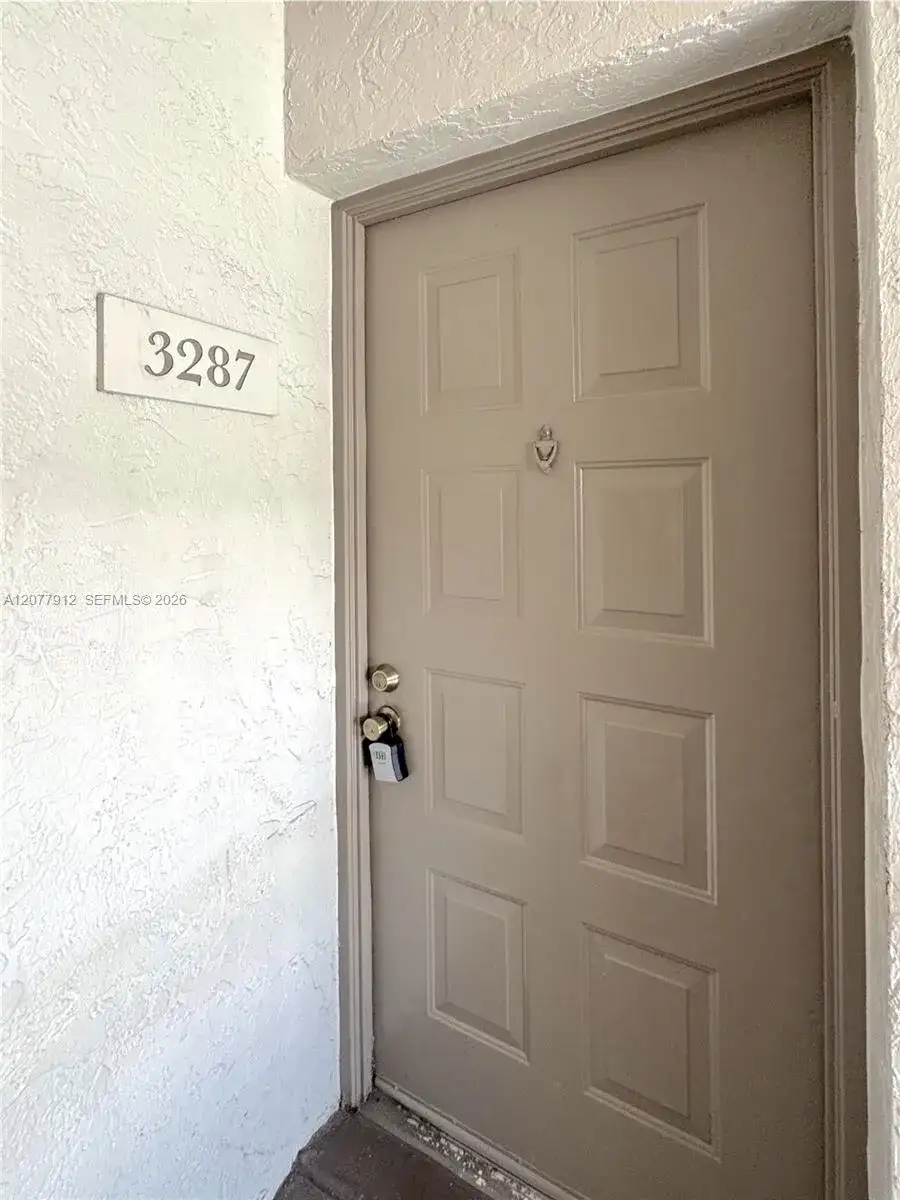 3287 Coral Lake Dr # 3287, Coral Springs FL 33065 photo 4