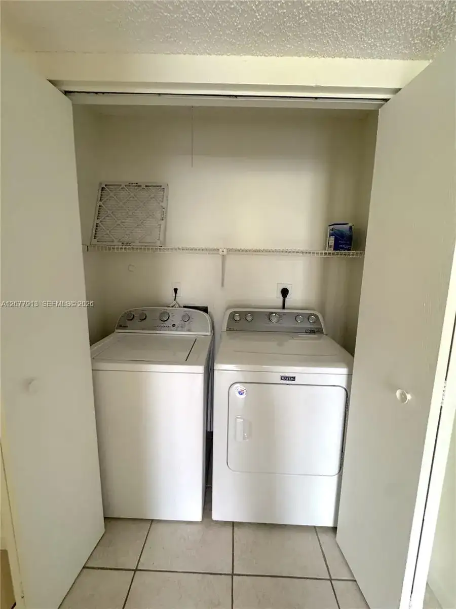 3252 Coral Lake Ln # 3252, Coral Springs FL 33065 photo 4