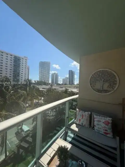 19390 Collins Ave # 510, Sunny Isles Beach FL 33160 photo 3