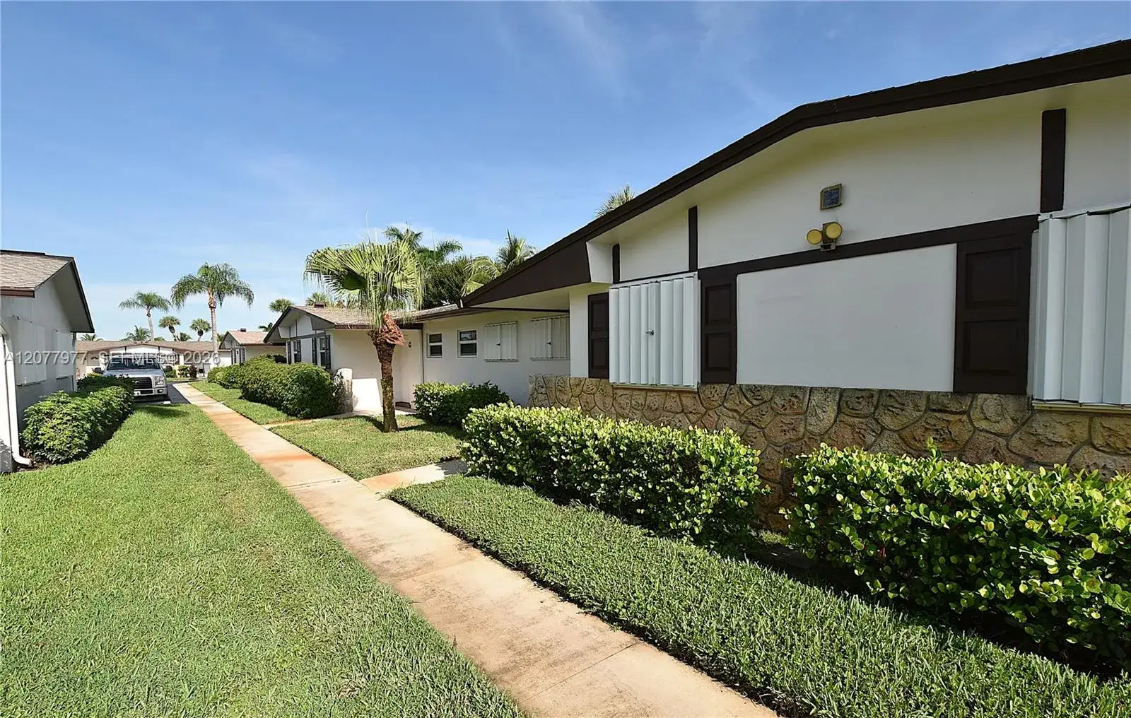 2971 Crosley Dr W # F, West Palm Beach FL 33415