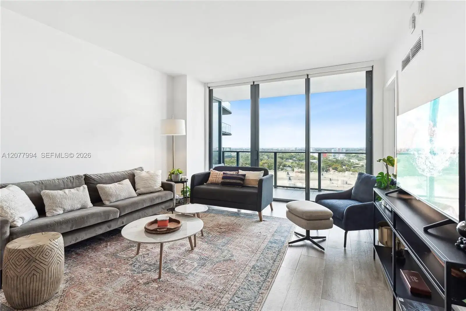121 NE 34th St # 1612, Miami FL 33137 photo 2