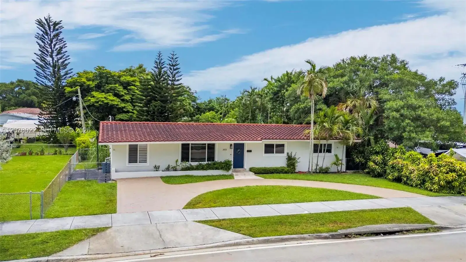 3551 SW 97th Ave, Miami FL 33165 photo 3