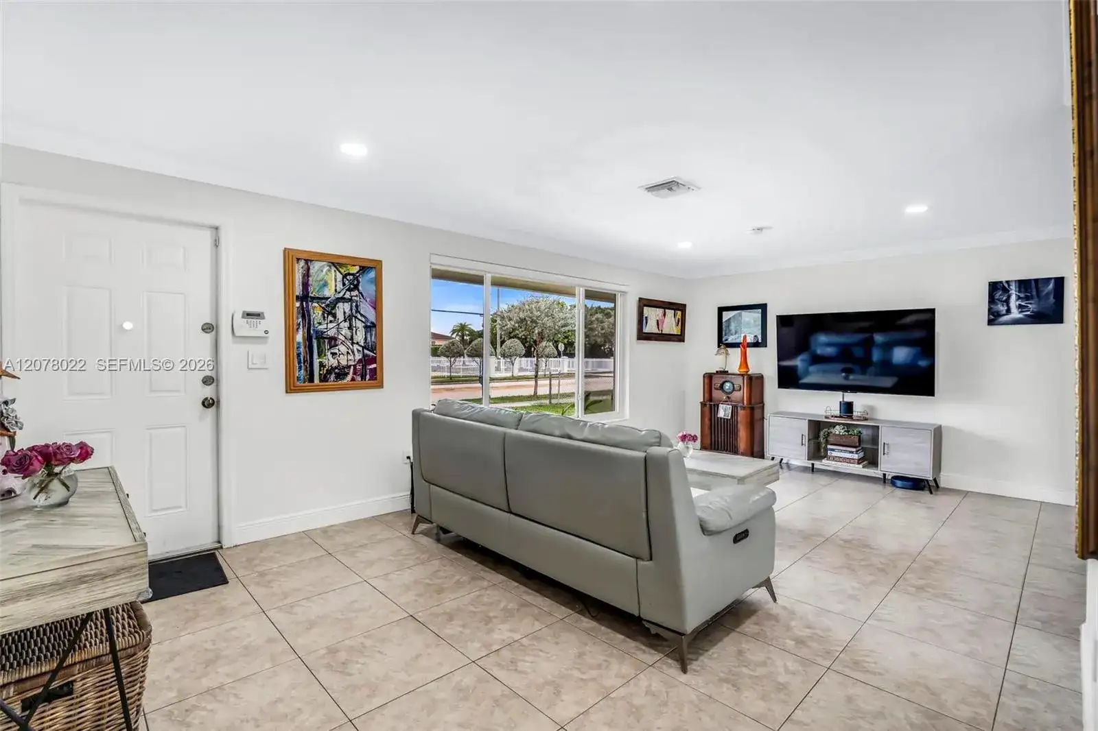 3551 SW 97th Ave, Miami FL 33165 photo 4