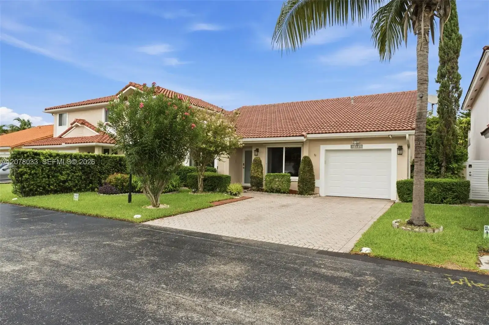 10887 SW 152nd Pl, Miami FL 33196 photo 3