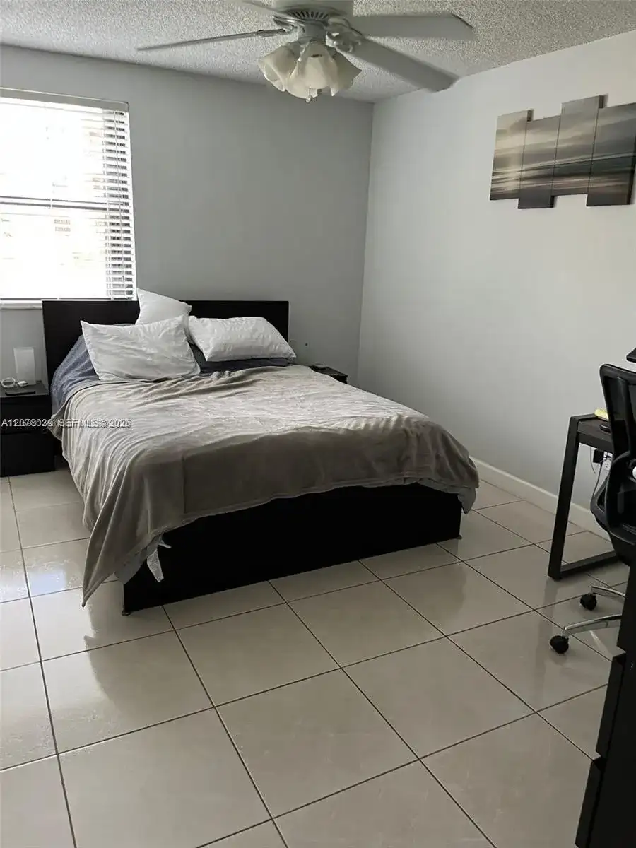 10135 NW 9th St Cir # 208, Miami FL 33172 photo 3
