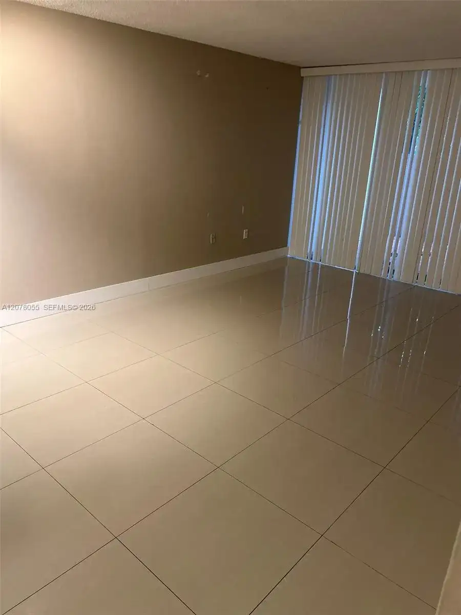 10625 SW 112th Ave # 106, Miami FL 33176 photo 2