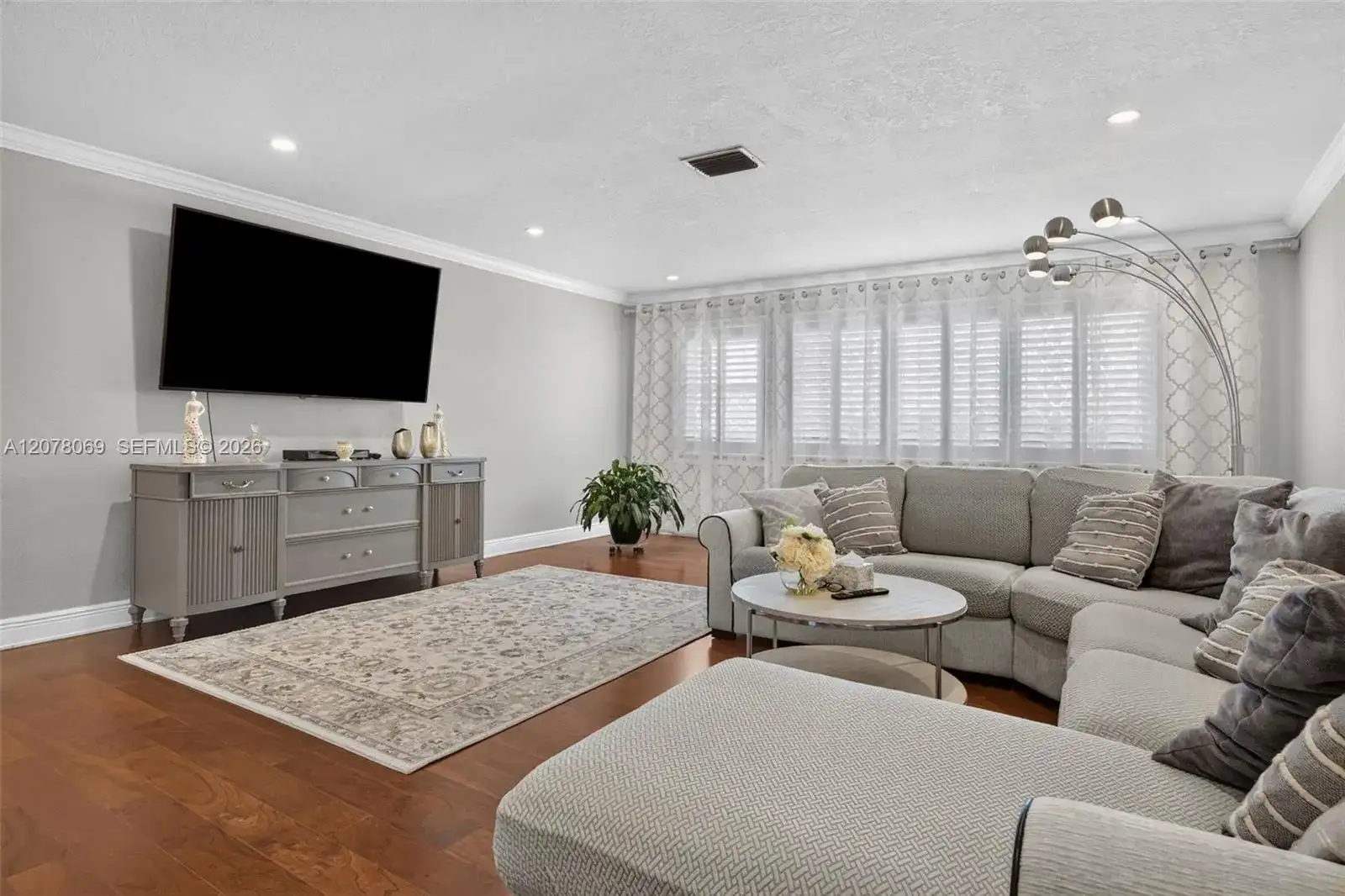 329 SE 3rd St # 501T, Hallandale Beach FL 33009 photo 4