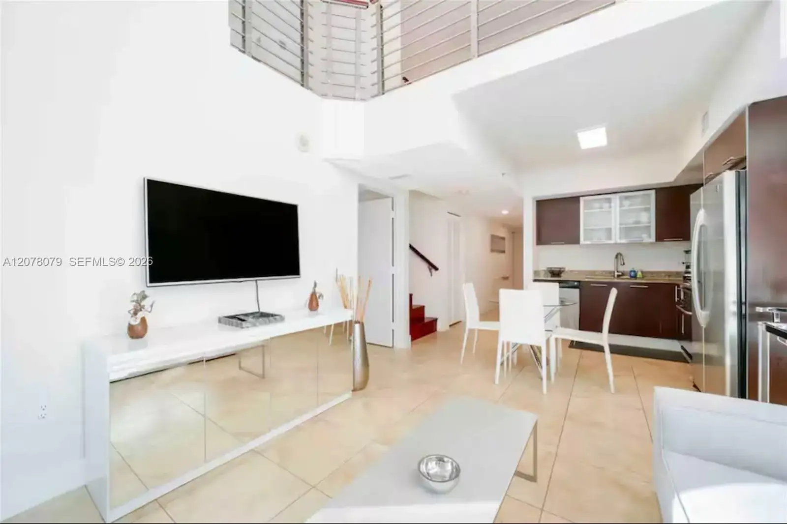 41 SE 5th St # 408, Miami FL 33131 photo 2