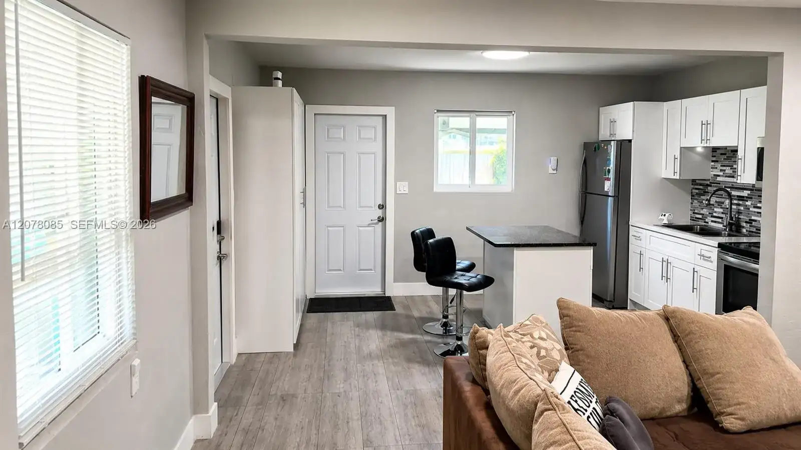 4017 SW 20th St, West Park FL 33023 photo 3