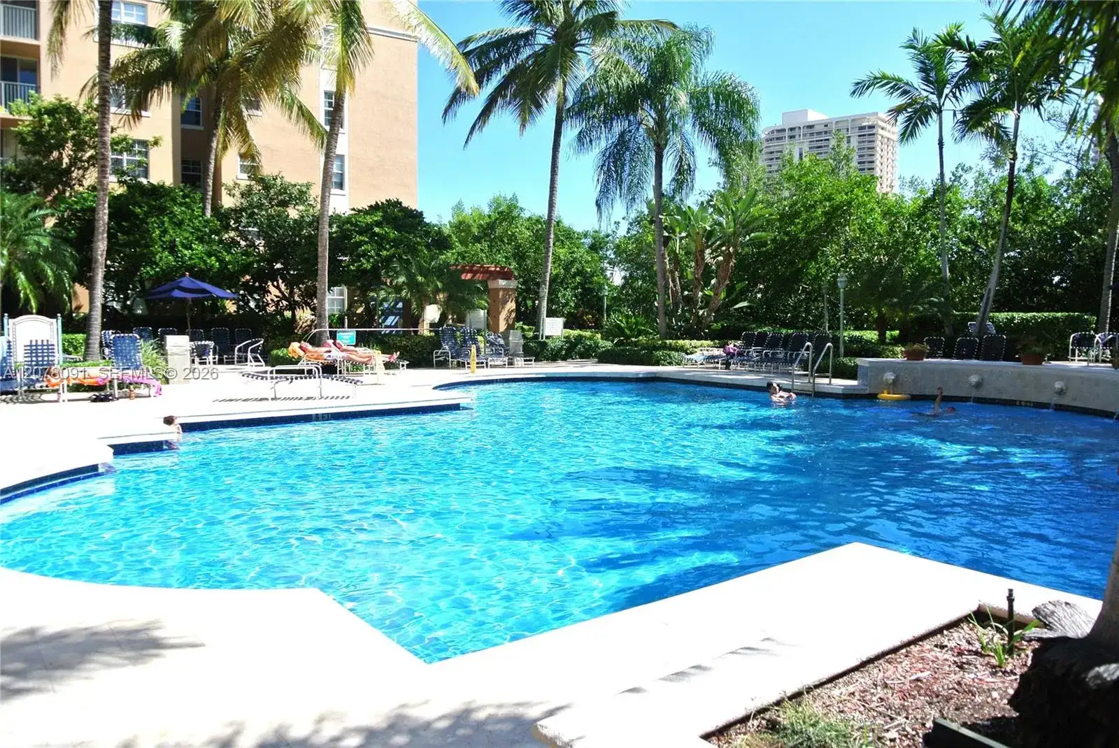 19901 E Country Club Dr # 2405, Aventura FL 33180 photo 4