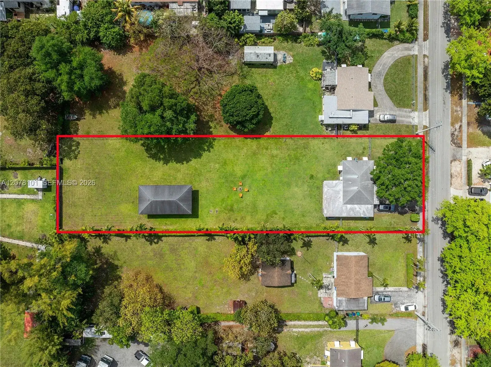 14031 NW 5th Ave, Miami FL 33168 photo 2