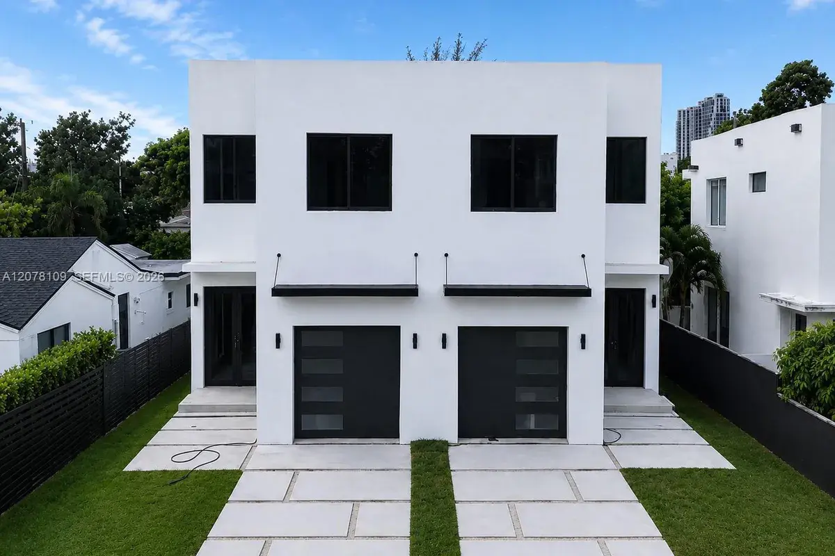 3520 SW 25th Ter, Miami FL 33133