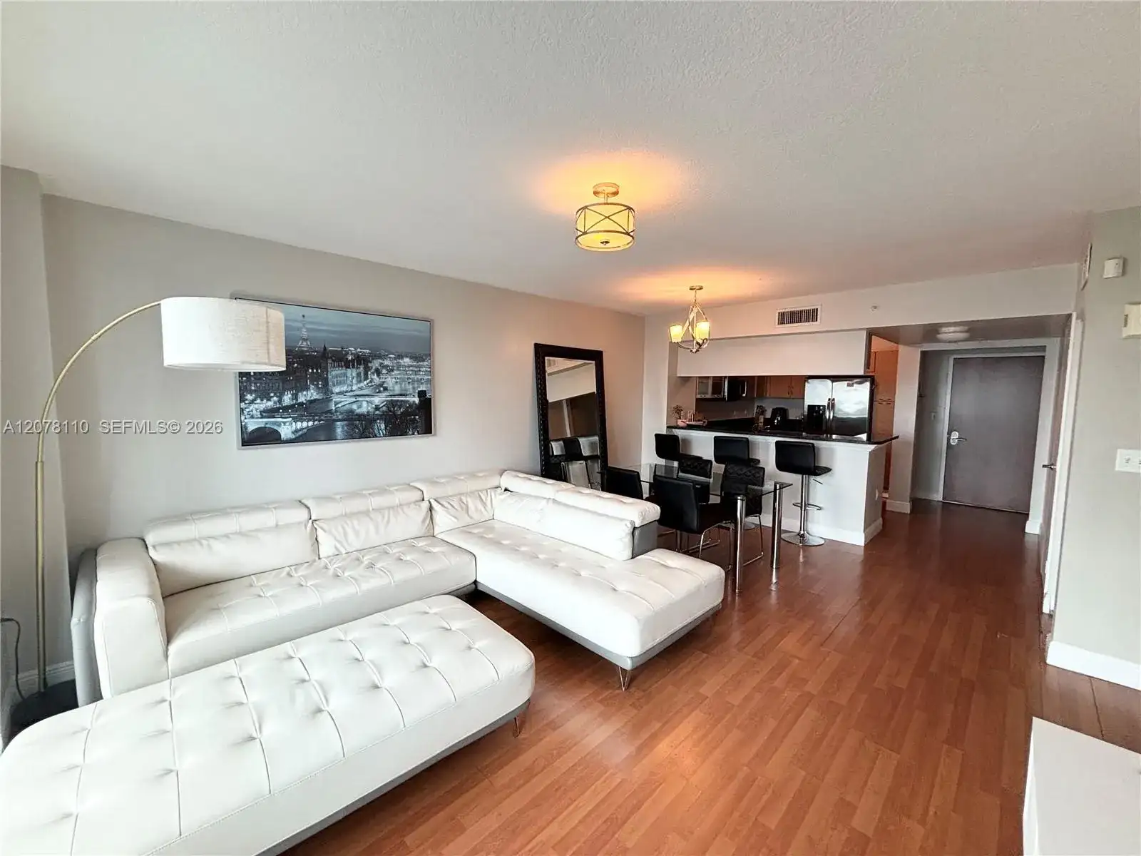 31 SE 5th St # 2805, Miami FL 33131 photo 5