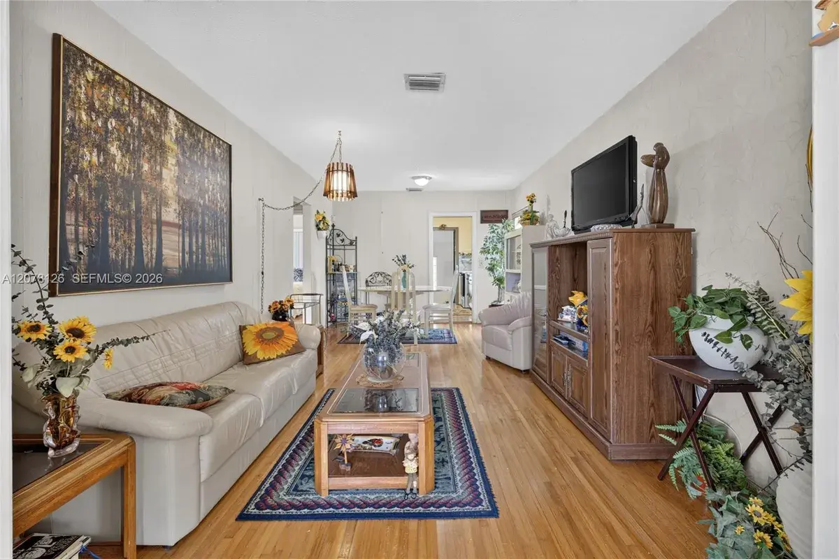 4940 SW 5th Ter, Miami FL 33134