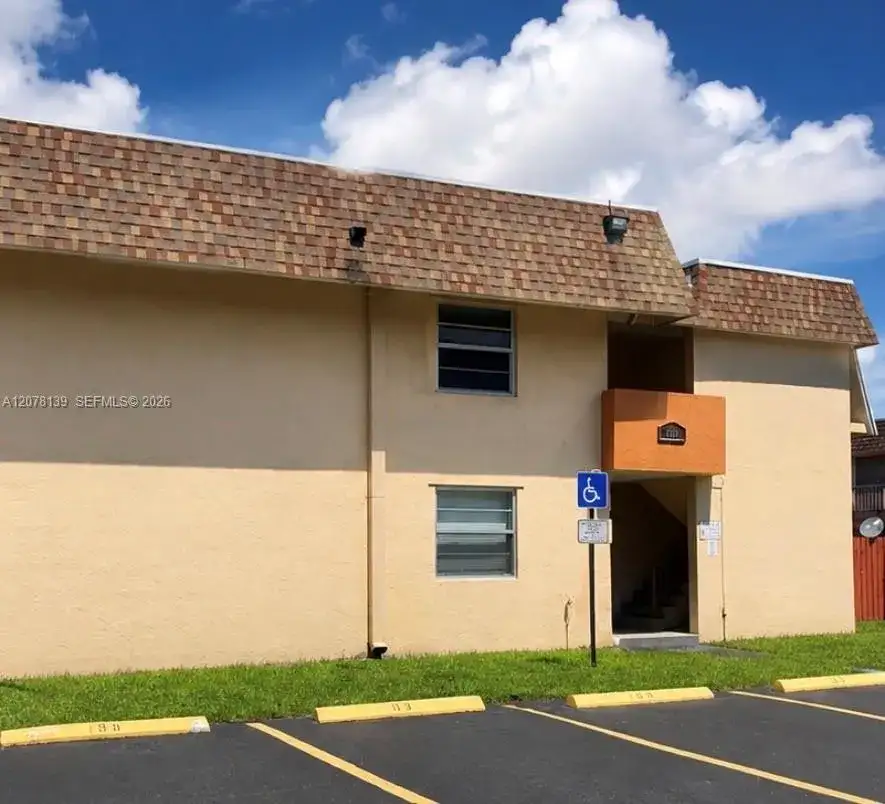 890 SW 129th Pl # 210, Miami FL 33184 photo 2