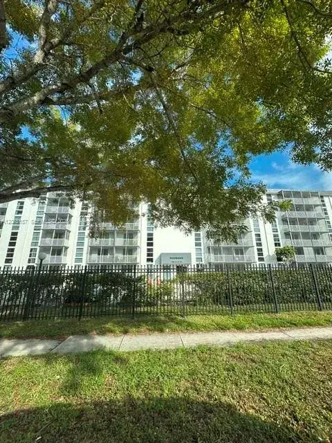 16851 NE 23rd Ave # B402, North Miami Beach FL 33160