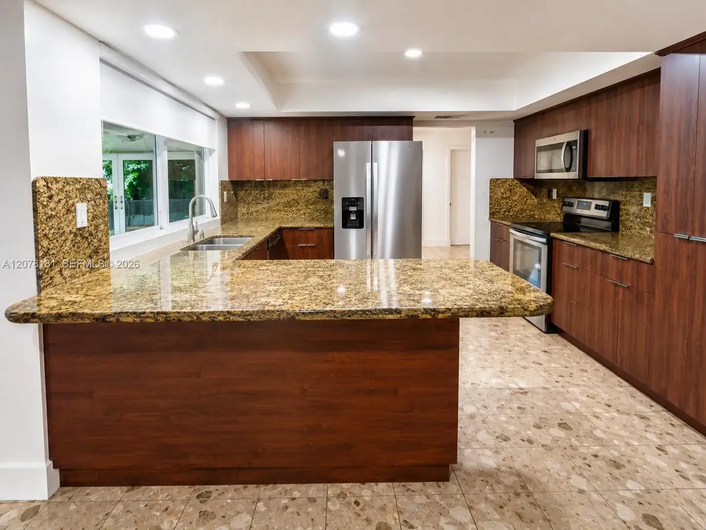 15330 Durnford Dr, Miami Lakes FL 33014 photo 3