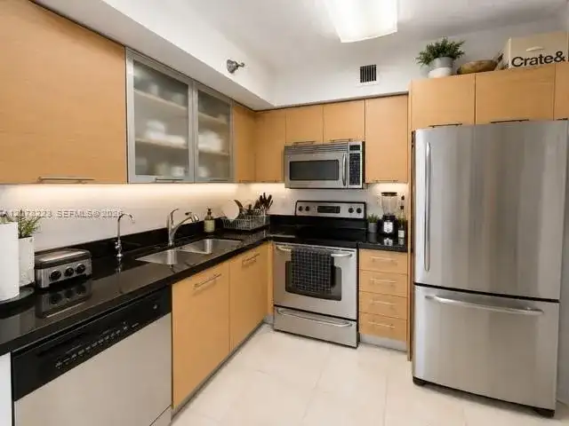 3300 NE 191st St, Aventura FL 33180 photo 4