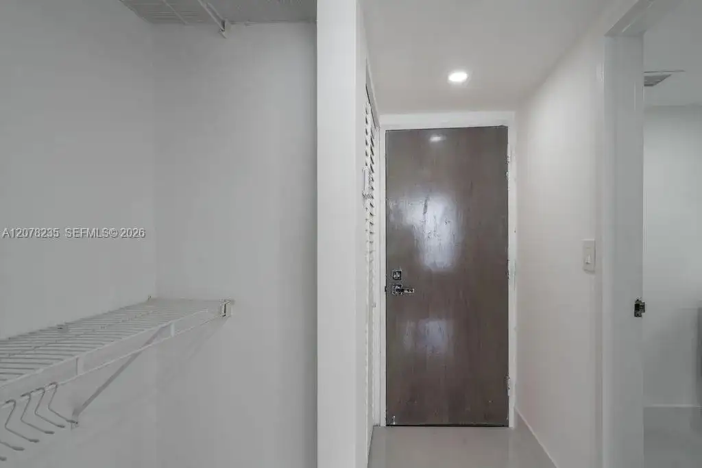 7601 E Treasure Dr, North Bay Village FL 33141 photo 3