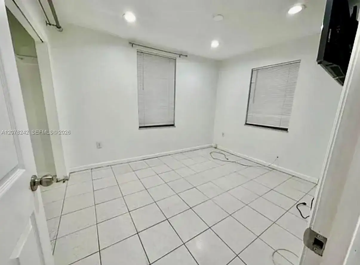 201 SW 19th Ave # 3, Miami FL 33135 photo 4