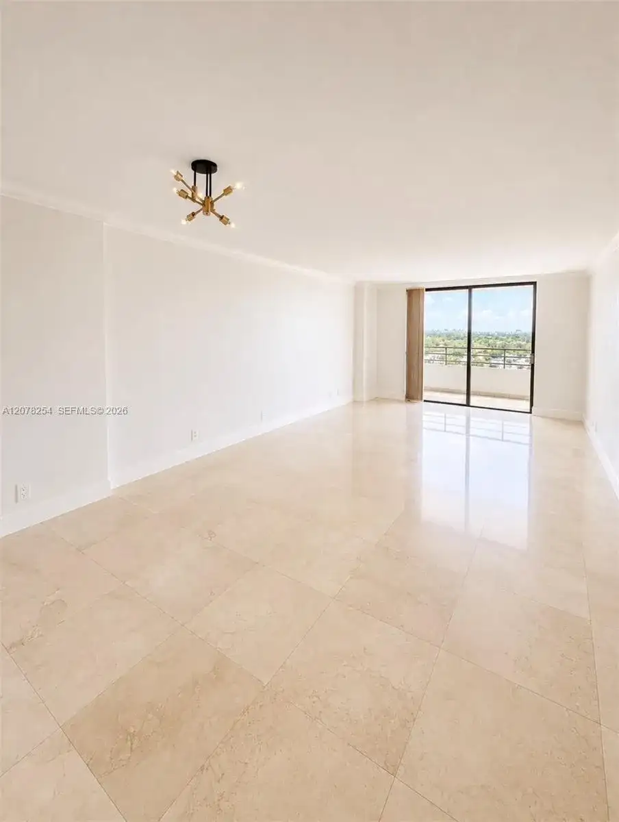 2500 Parkview Dr # 1207, Hallandale Beach FL 33009 photo 3