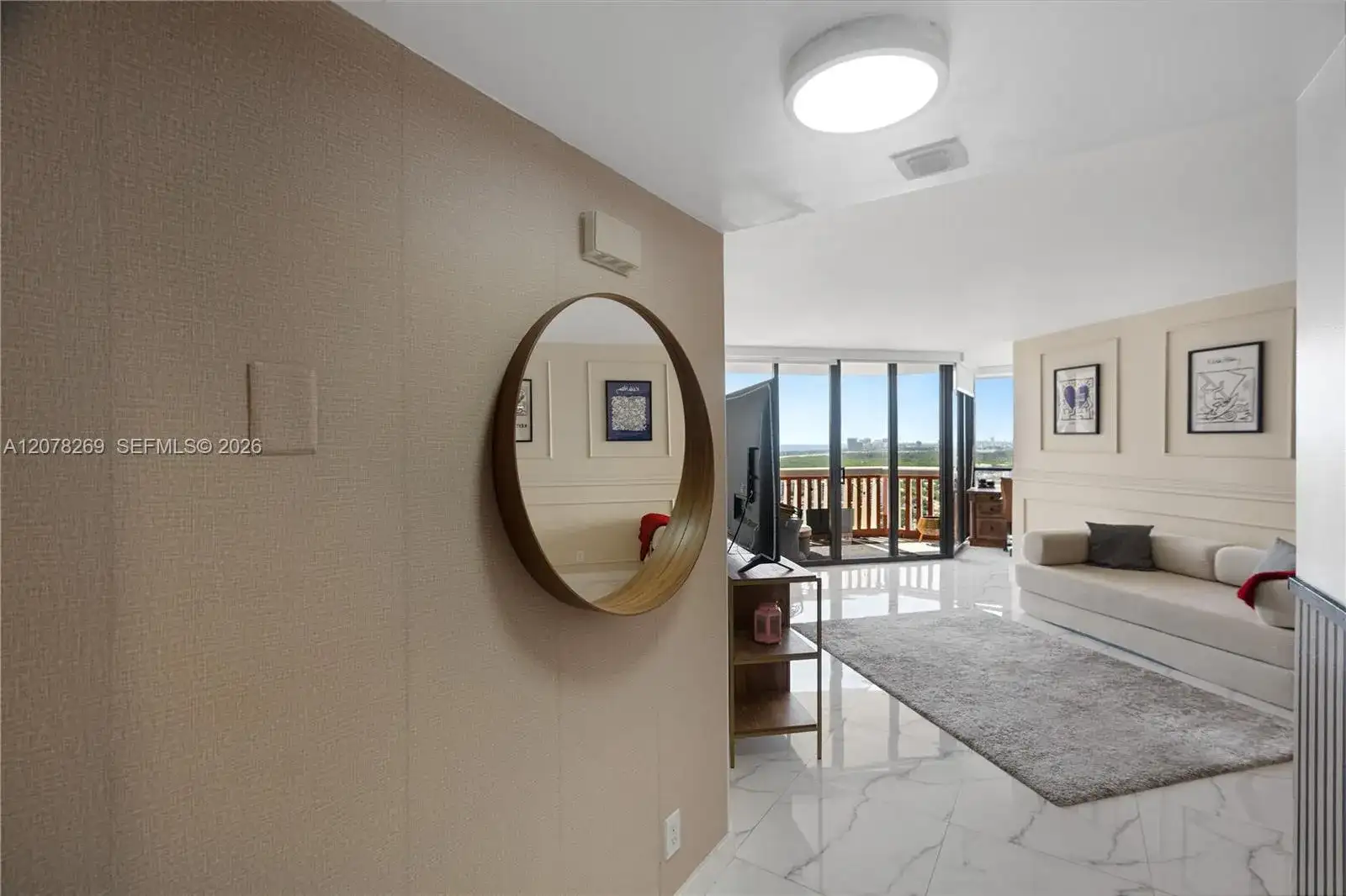1000 W Island Blvd # 2803, Aventura FL 33160 photo 3