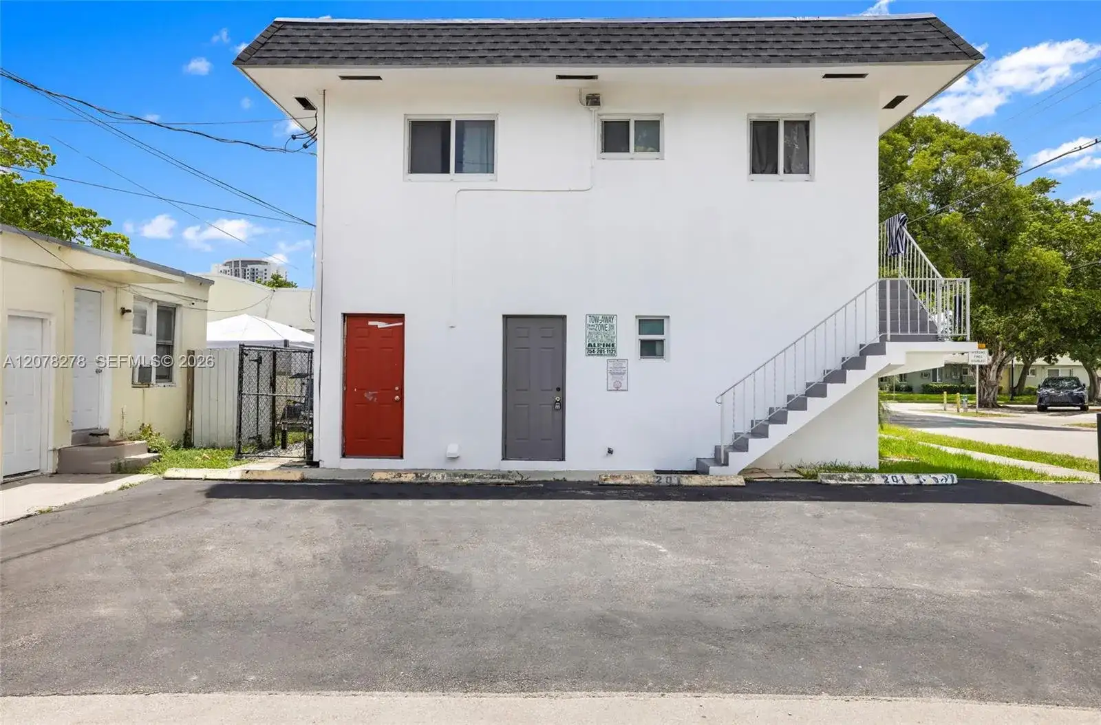 1859 Lincoln St, Hollywood FL 33020 photo 5