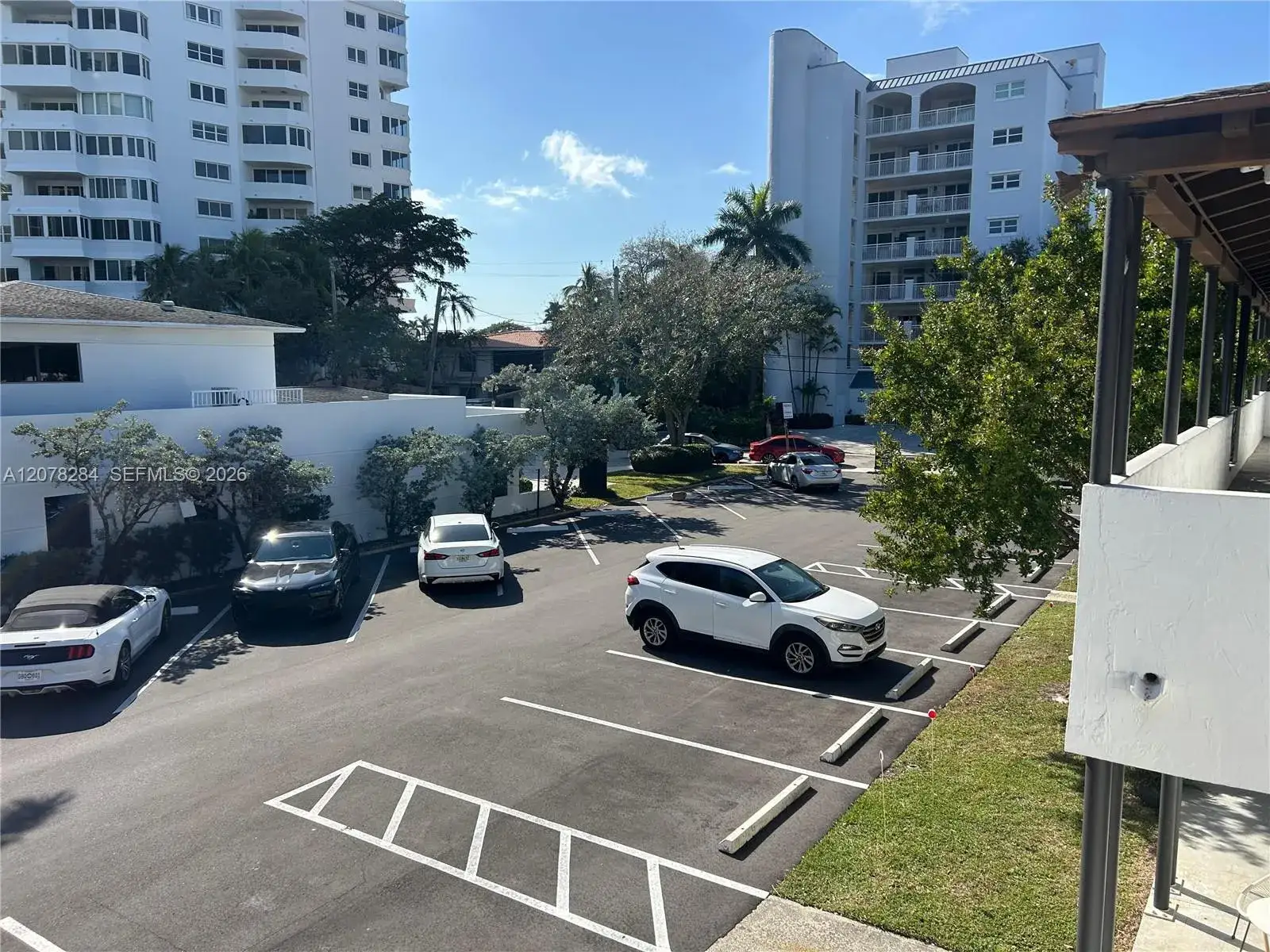 300 Sunset Dr # 2, Fort Lauderdale FL 33301