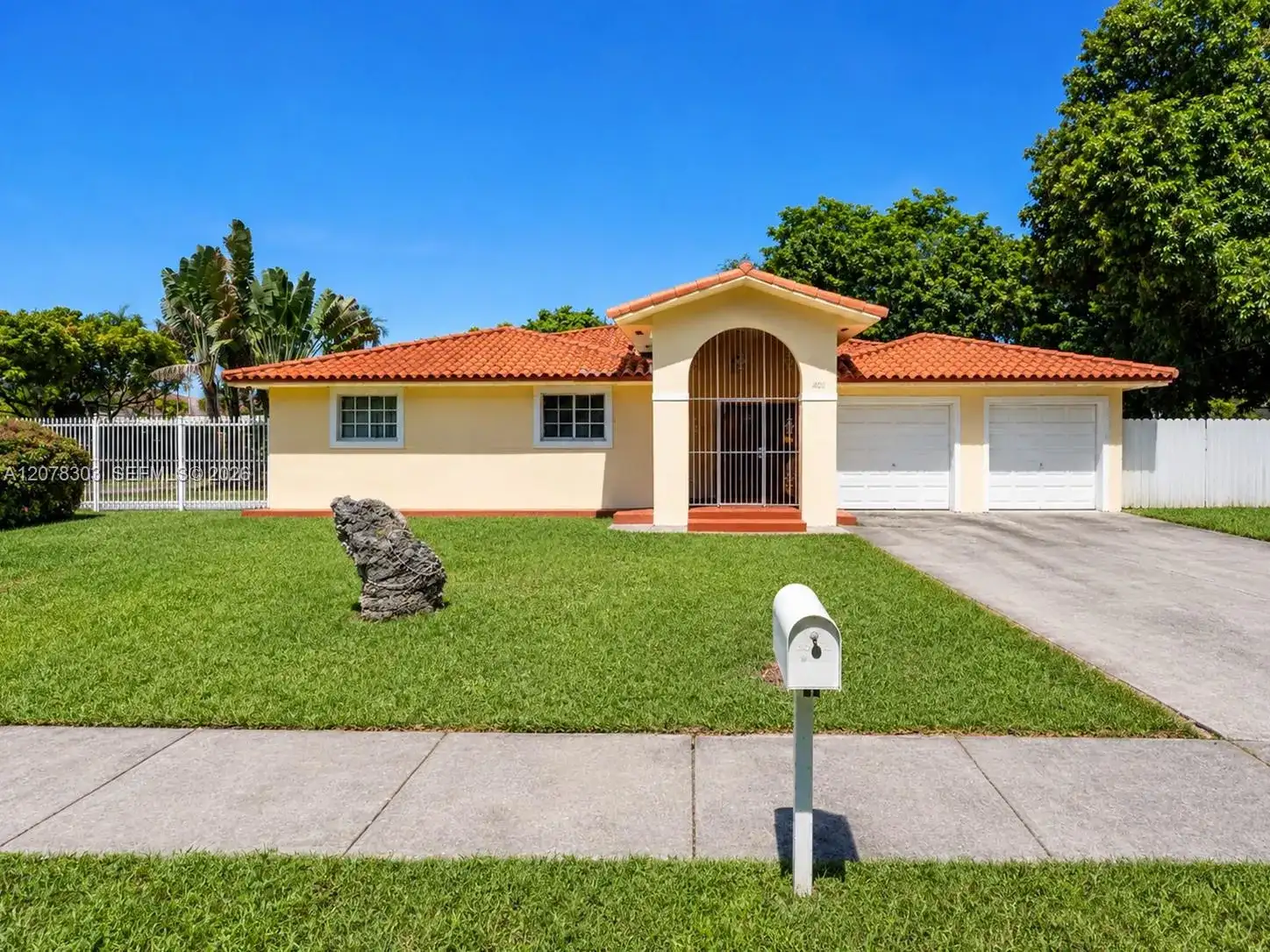 6450 SW 102nd Ave, Miami FL 33173 photo 2